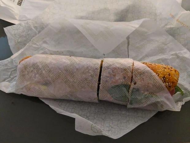 Những kiểu cắt bánh ngang ngược khiến ai nhìn cũng khó chịu-10