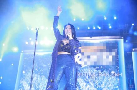 Chiếc áo thất lạc của Mỹ Tâm được fan mix match siêu sành điệu-5