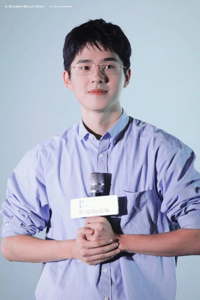 Rộ tin nam đỉnh lưu sắp công khai hẹn hò: Vương Nhất Bác hay Thái Từ Khôn?-5