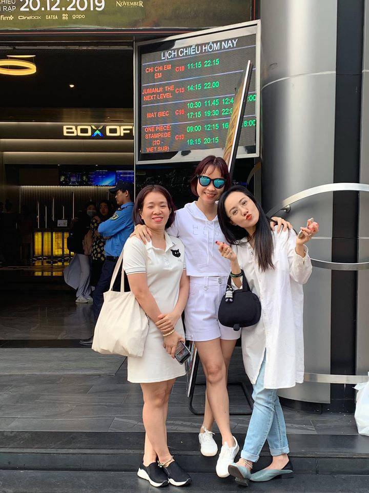 BTV Hoài Anh lên đồ đi chợ trẻ trung đến độ bị hỏi có người yêu chưa-9