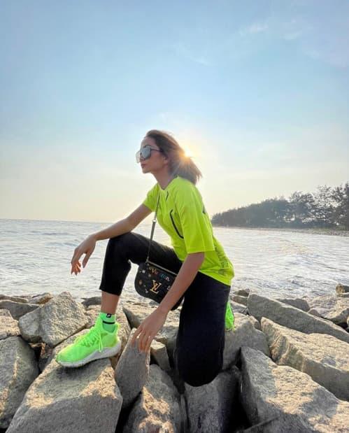 HHen Niê tậu hàng hiệu mới dần thoát mác Hoa hậu tiết kiệm nhất Vbiz-5