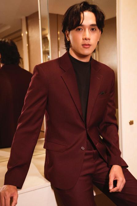 Thuận Nguyễn xuất hiện body vẫn mlem dù da dẻ có thâm sạm-2