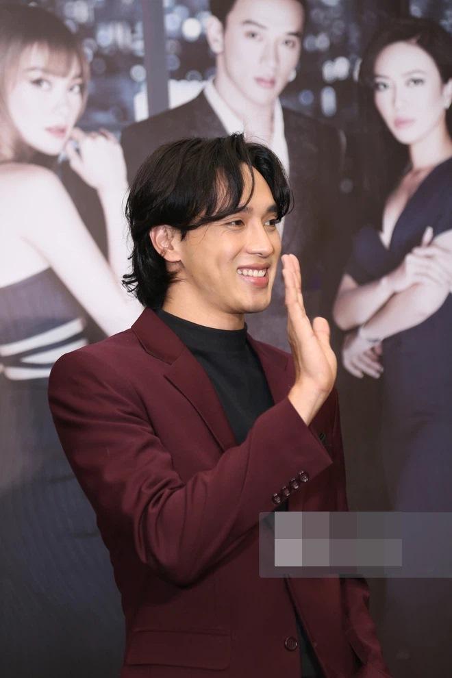 Thuận Nguyễn xuất hiện body vẫn mlem dù da dẻ có thâm sạm-6