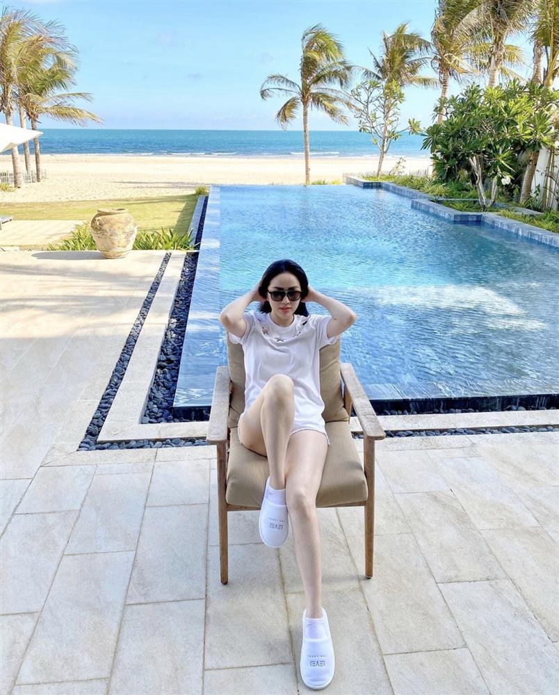 Bắt bài 4 dáng pose khi mặc bikini của Bảo Thy-7