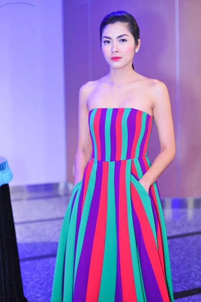 Hà Tăng diện đồ trễ nải: Lúc khoe đồi núi trập trùng, khi lại tường thành vững chãi-7