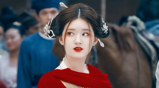 Sau Dương Dương, Triệu Lộ Tư sánh vai hot boy đam mỹ Cung Tuấn-5