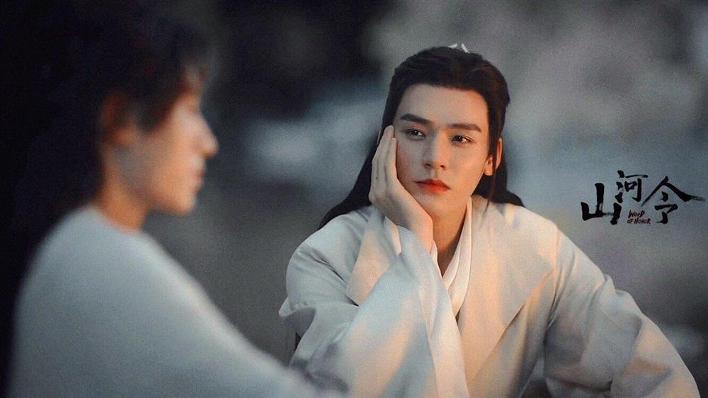 Sau Dương Dương, Triệu Lộ Tư sánh vai hot boy đam mỹ Cung Tuấn-6