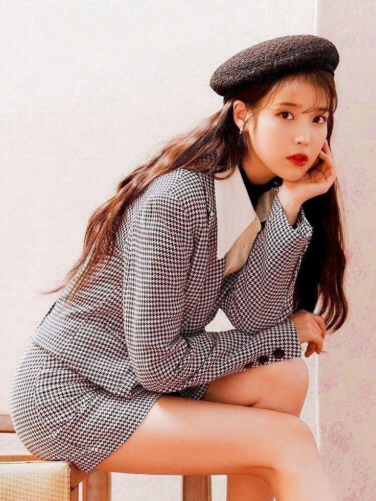 Loạt style nữ sinh giúp IU trẻ ra đến 10 tuổi-10