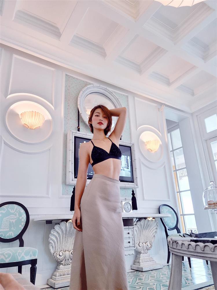 Bắt gặp bản sao Đặng Thu Thảo trên phố: Có xinh như lời đồn?-13