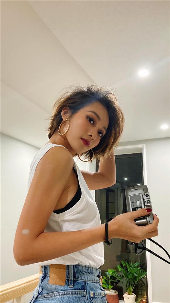 Bắt gặp bản sao Đặng Thu Thảo trên phố: Có xinh như lời đồn?-15