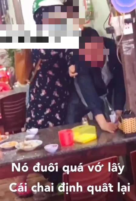 Vợ đánh ghen hất nước mắm vào tiểu tam, chồng bị bạn thân liên hoàn tát-3