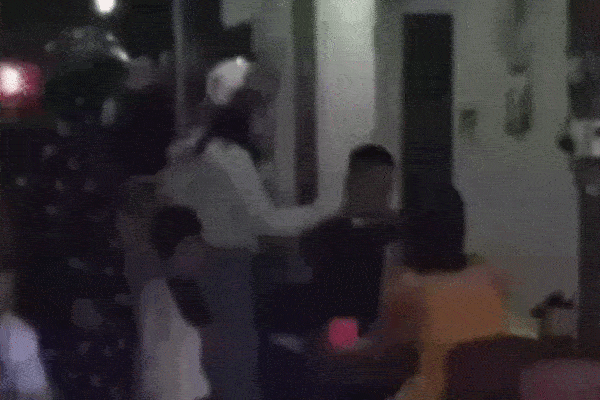 Đánh ghen 3 mặt 1 lời căng đét: Sôi máu vì gã đàn ông bội bạc-3