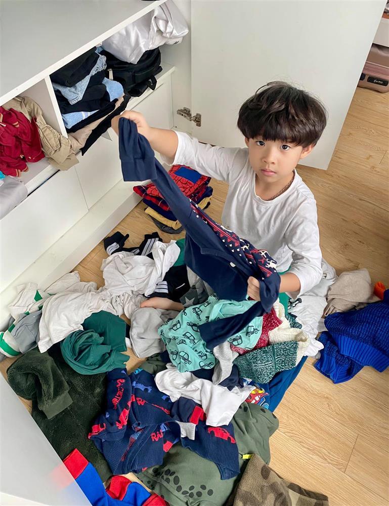 Hình phạt của Đan Lê khi quý tử lười học và nói dối-3