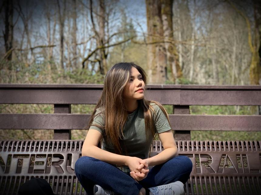 Cô gái Việt khiến Katy Perry kinh ngạc ở American Idol giờ ra sao?-4