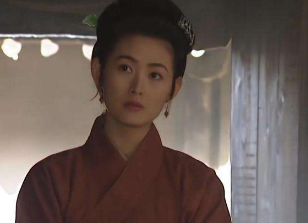 Phan Kim Liên đẹp nhất màn ảnh không con cái, xuống sắc tuổi 48-1