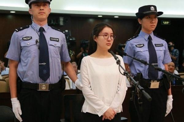 10 năm trượt dài trong tù tội của Quách Mỹ Mỹ