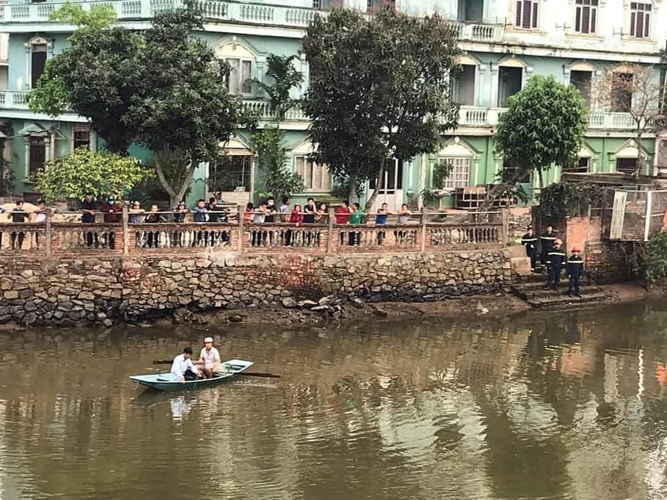 Đôi nam nữ ở Hà Tĩnh nhảy sông: Nghi vấn chàng trai cứu bạn gái nhưng đuối sức-1