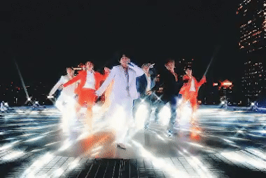 BTS và Bighit đã làm gì mà khiến đạo diễn Grammy chết đứng?-7