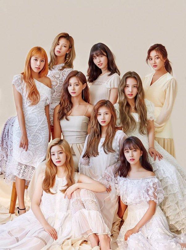 Theo Oricon, TWICE đã đạt doanh số 3,31 triệu bản bán ra tại thị trường Nhật Bản. Con số này giúp các cô gái nhà JYP giành vị trí nhóm nhạc nữ K-Pop bán chạy nhất xứ sở hoa anh đào.