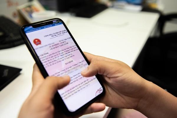 Người phụ nữ Hà Nội mất 620 triệu sau cuộc nói chuyện điện thoại với trung úy công an-1