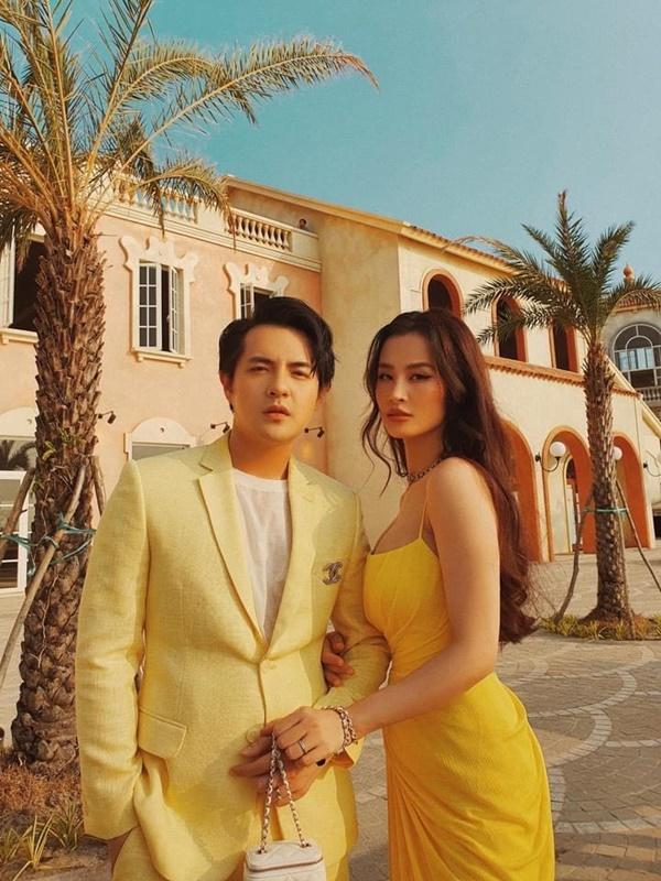 Sánh đôi cùng Ông Cao Thắng, Đông Nhi gây sốt với body nuột nà sau sinh-3