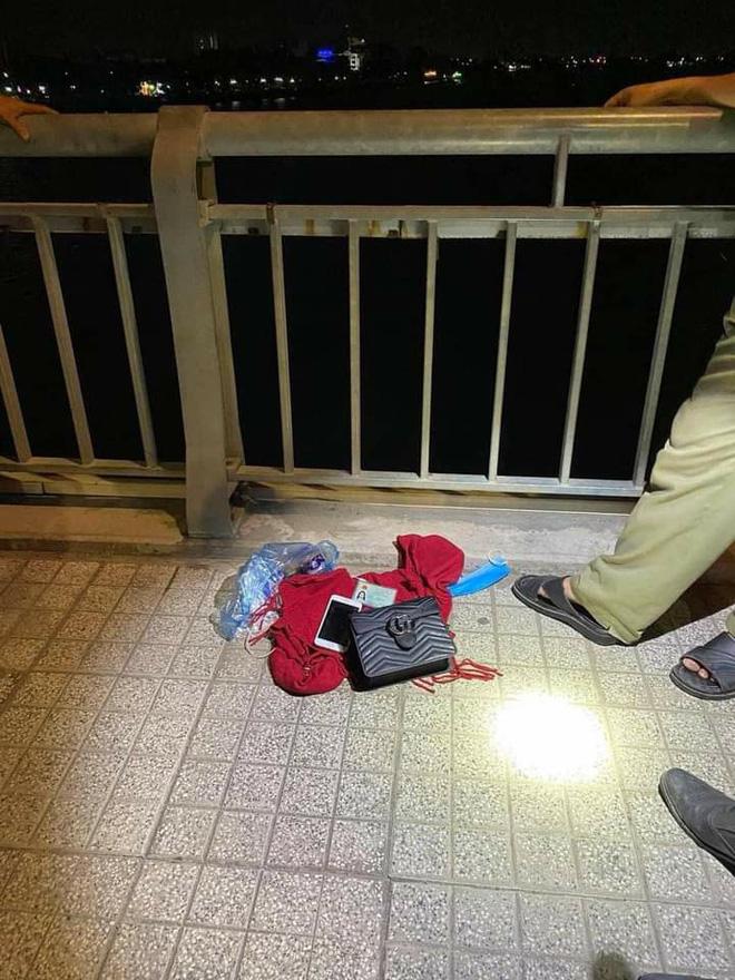 1h sáng, cô gái trẻ đẹp nhảy cầu tự tử để lại lá thư đầy uất ức-1