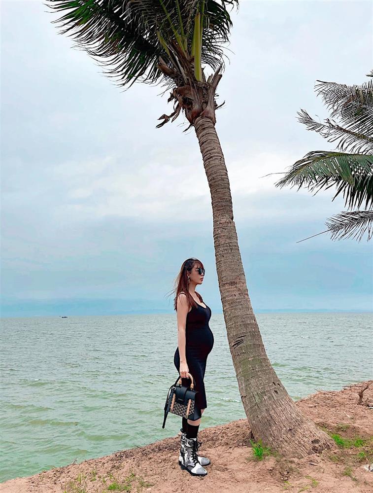 Quế Vân khoe bầu vượt mặt sau lùm xùm tố bạn trai vụng trộm-4