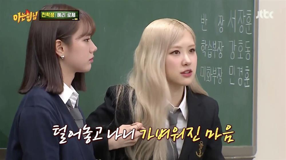 Hyeri đã làm gì khiến Rosé cảm động bật khóc nức nở?-5