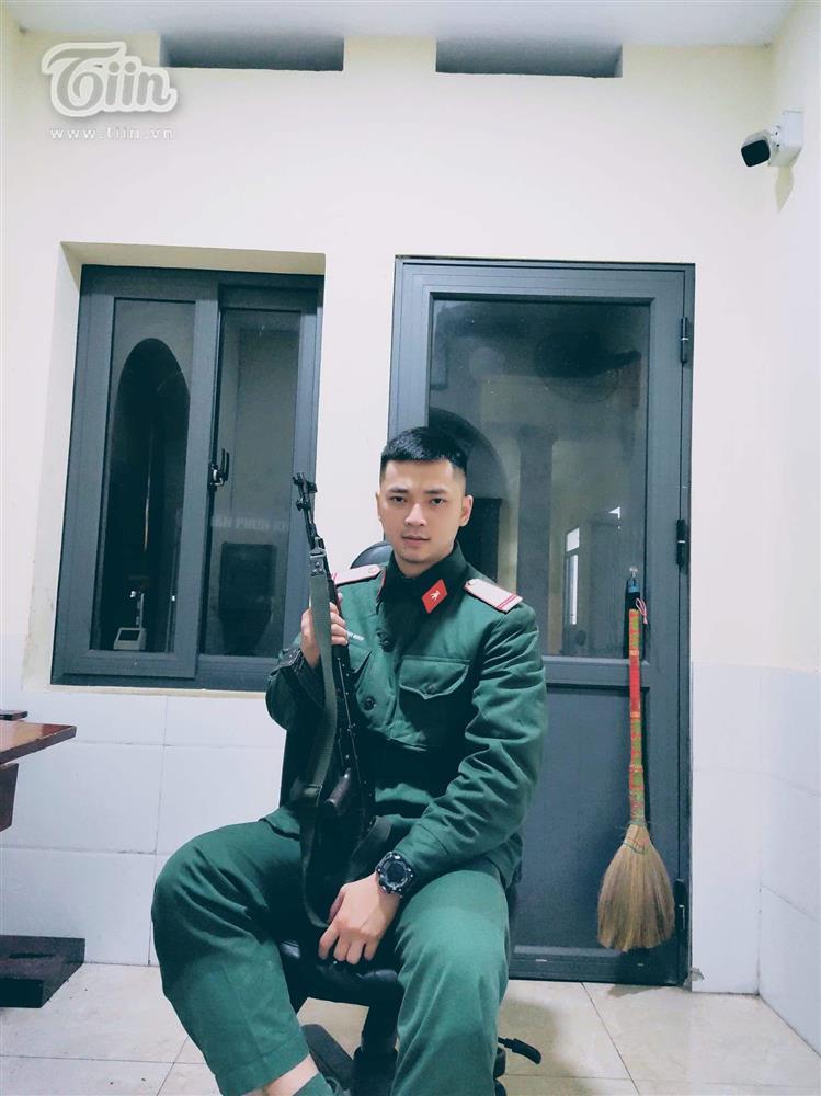 Chàng bộ đội tuyên bố đẹp trai hơn BTV VTV: Thực sự sao đẹp bằng anh ấy được-3