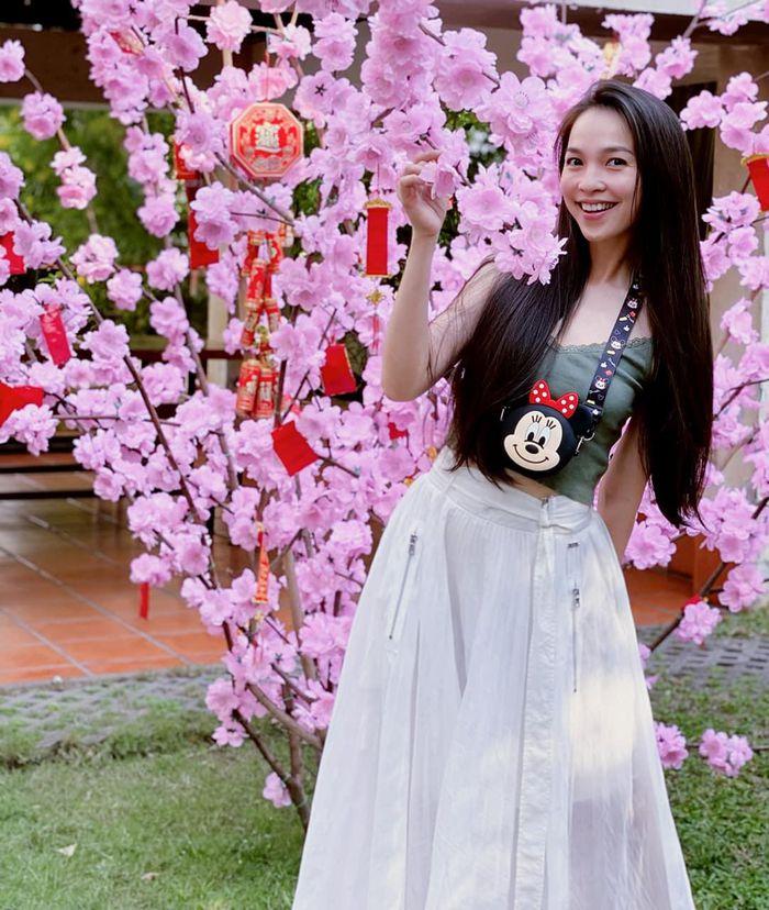 Hiền Thục sở hữu nhan sắc hack tuổi ai nấy ghen tị-1