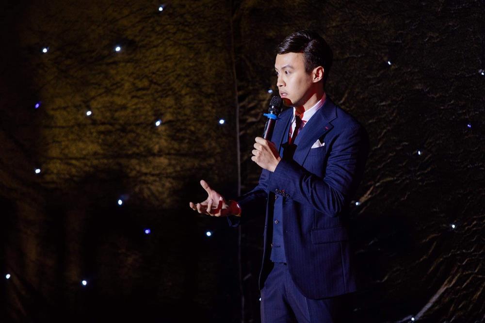 Shark Khoa ở nhà - ra ngoài có gì khác?-2