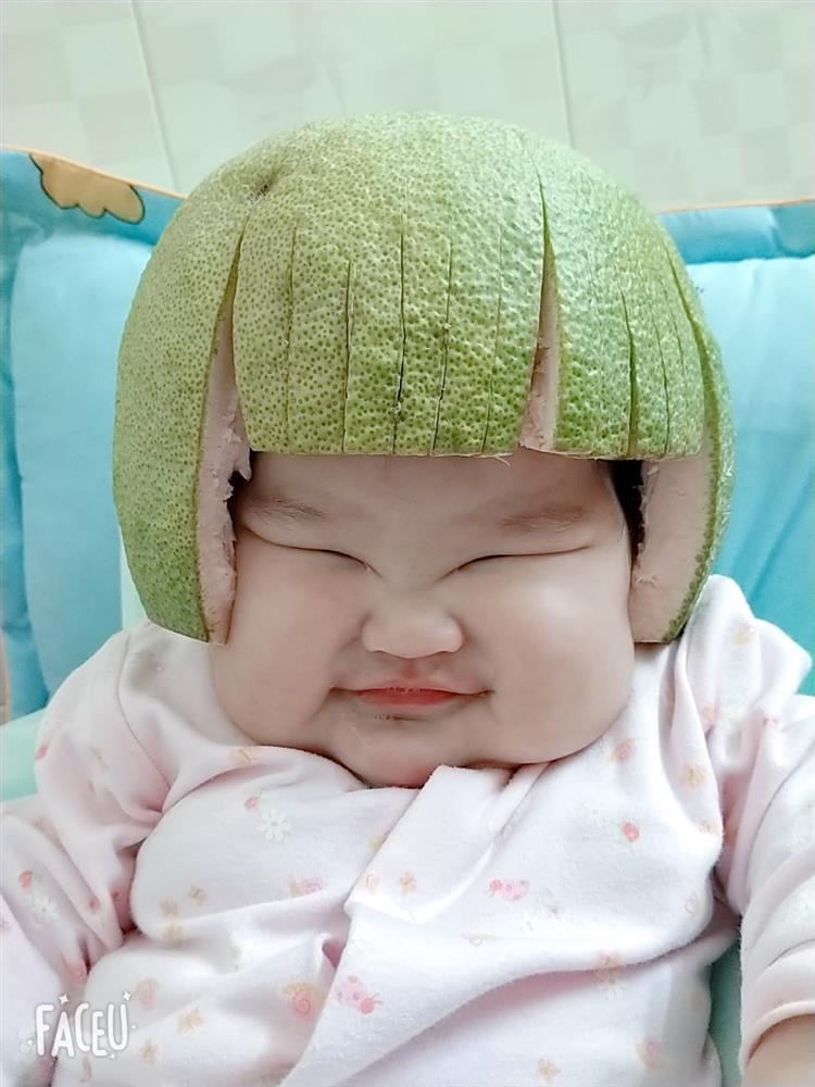 50 sắc thái hài hước của em bé khi có mẹ cứ hở ra là hóa trang cho con-3