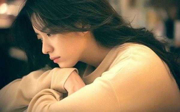 Vừa thông báo có thai, chồng đưa cho một thứ khiến tôi mặt cắt không còn giọt máu-1