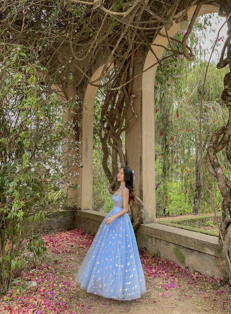 Nàng 9x đẹp như Công chúa ngủ trong rừng ở điểm check-in cổ kính Đà Lạt-3