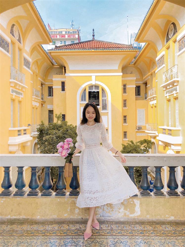 Nàng 9x đẹp như Công chúa ngủ trong rừng ở điểm check-in cổ kính Đà Lạt-15