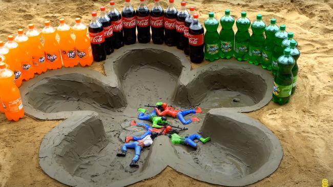 Phát hiện kênh YouTube trẻ em nội dung nhảm nhí: Thử thách nguy hiểm, bạo lực câu view-5