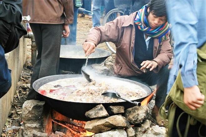 Thắng cố là món ăn truyền thống của người H'Mông từ hàng trăm năm nay.