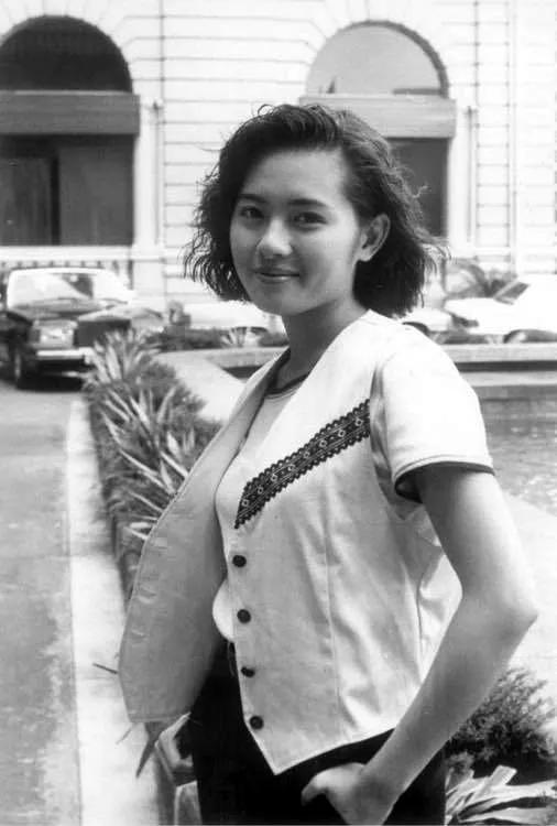 Ảnh hậu mang danh giật chồng sống cô độc ở tuổi ngũ tuần-9