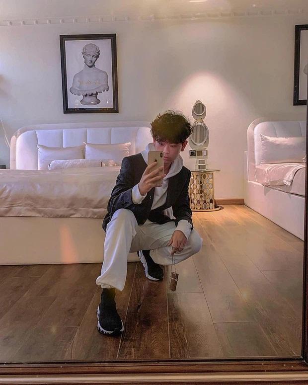 Rich kid dùng thẻ đen làm thước kẻ khoe phòng riêng xa hoa hơn khách sạn-2