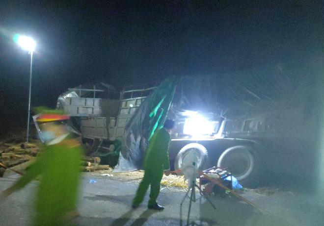 Hiện trường ám ảnh vụ tai nạn khiến 7 người chết ở Thanh Hóa-3