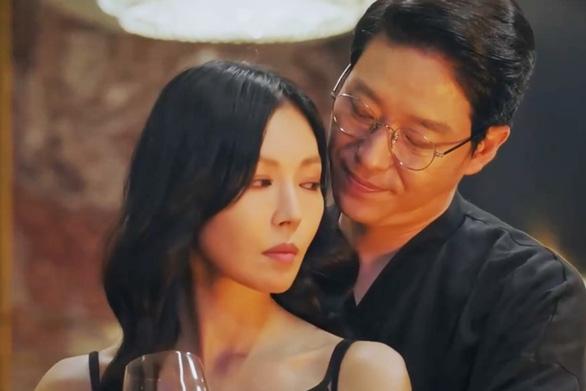 Kết cục bi thảm của vợ chồng bác sĩ Ha trong Penthouse 2-13