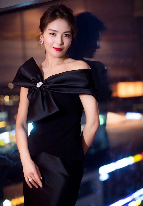 Người đẹp Thiên Long Bát Bộ bị chê dáng thô như đàn ông-5