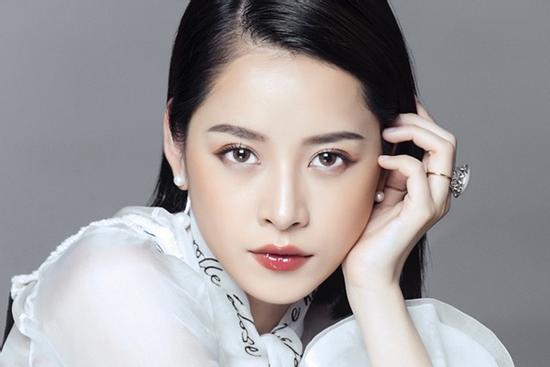 Chi Pu lại bị 'đào mộ' clip làm giám khảo cuộc thi ca hát