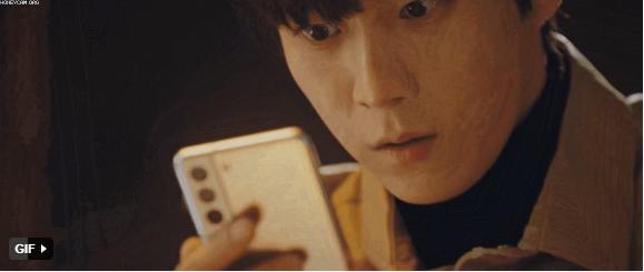 Ro Na vừa hồi sinh đã gọi cho gà bông thay vì mẹ ruột ở Penthouse 2?-2