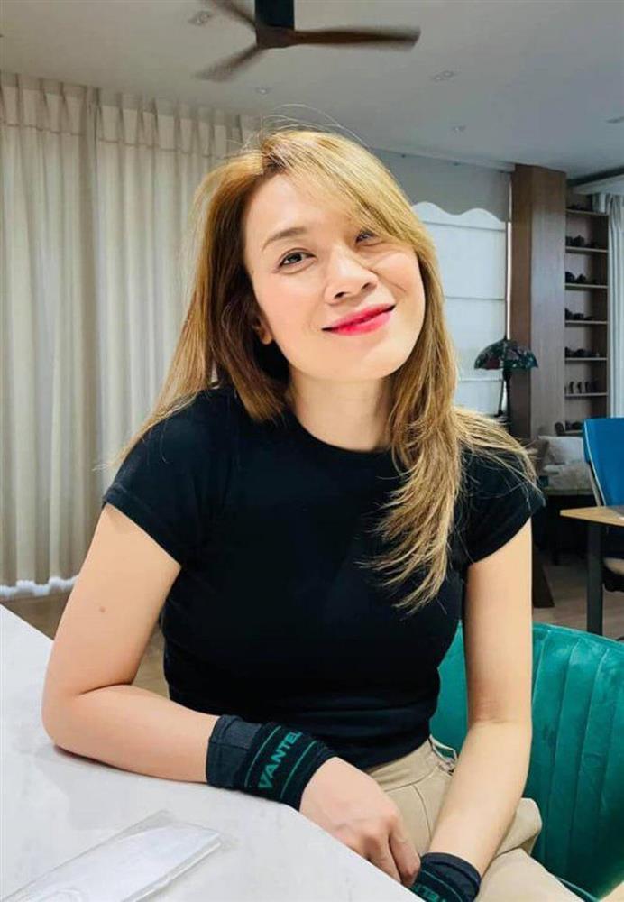 Mỹ Tâm khoe nhan sắc ngoài 40, ai ngờ để lộ khuyết điểm này-2