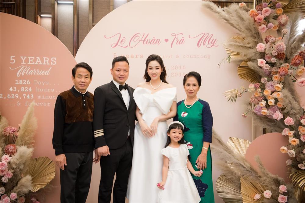 Bố mẹ chồng quyền lực của Á hậu Ngô Trà My hiếm hoi lộ diện-5