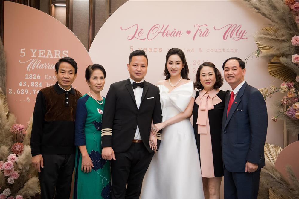 Bố mẹ chồng quyền lực của Á hậu Ngô Trà My hiếm hoi lộ diện-4