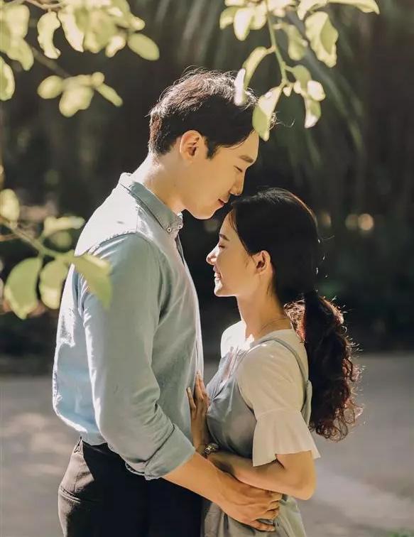 Khoảnh khắc nhớ một đời của cặp Việt – Hàn yêu từ cái nắm tay đầu tiên-1