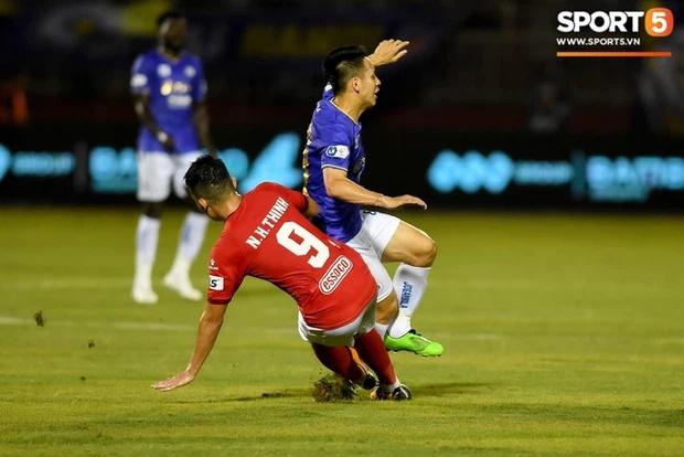 Hoàng Thịnh bị cấm thi đấu hết 2021, đền tiền chữa chân cho Hùng Dũng-2