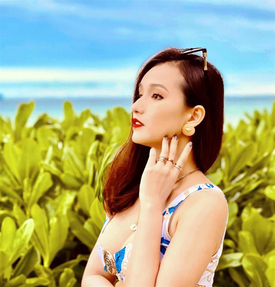 Bỏng mắt trước vòng 1 phồn thực của Lã Thanh Huyền-2